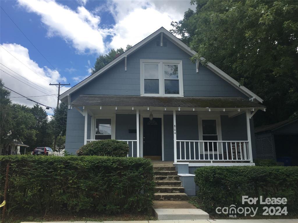 Primary Photo - 804 Spruce St