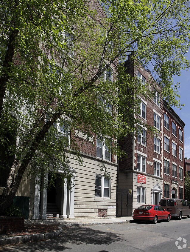Building Photo - 45-47 Symphony Rd