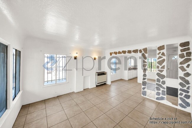 Foto del edificio - 910 E 90th St