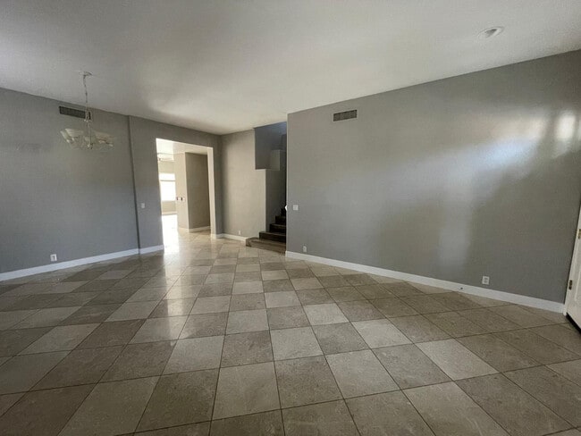 Foto del edificio - 2225 E Detroit St