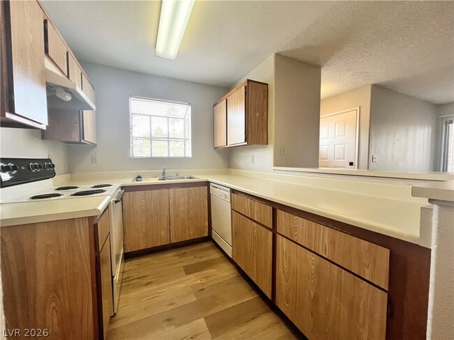 Foto del edificio - 2989 Juniper Hills Blvd