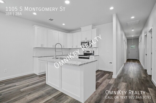 Building Photo - 1105 S Montgomery St