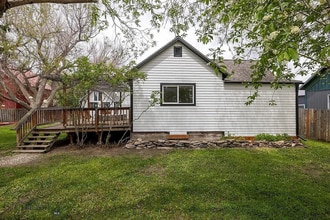 Building Photo - 18 E Adams St