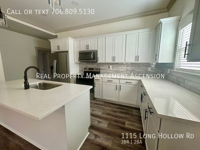 Building Photo - 1115 Long Hollow Rd