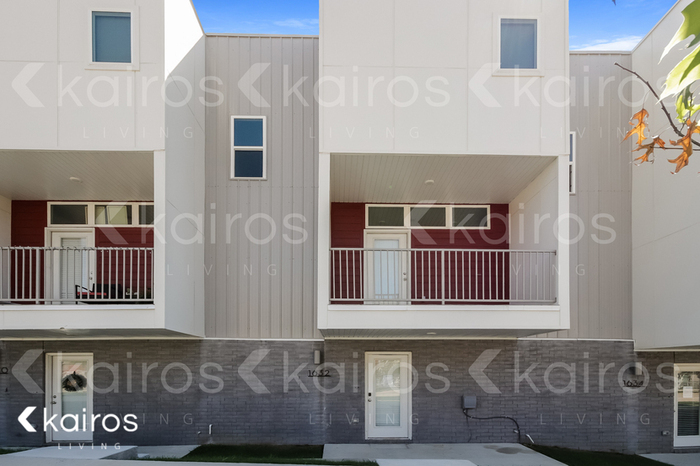 Foto principal - 1632 S. Razorback Road