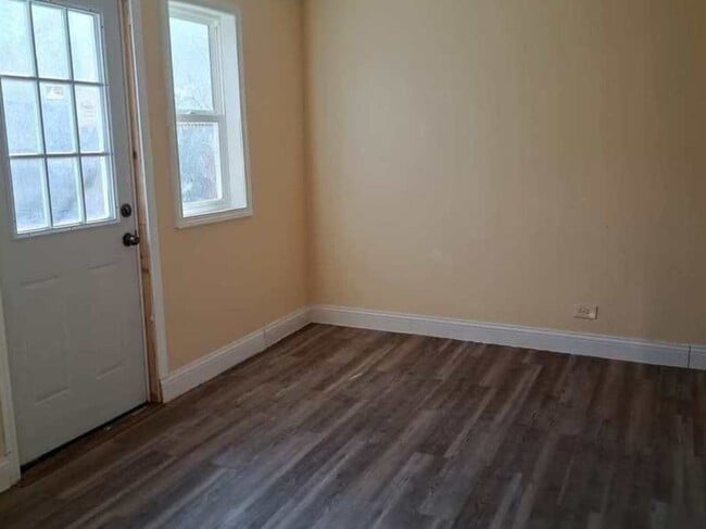 Foto del edificio - 2015 Berkshire Cir