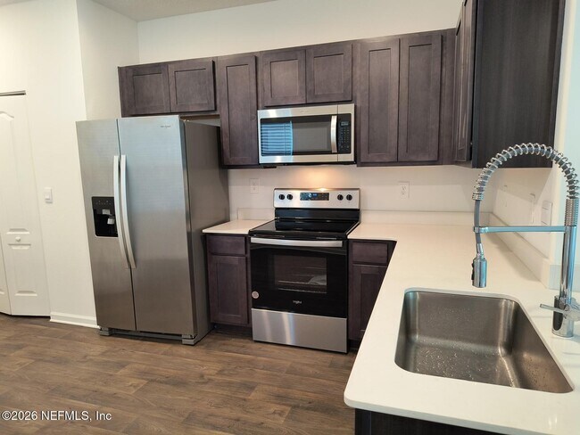 Foto del edificio - 9318 Kiskadee Ct