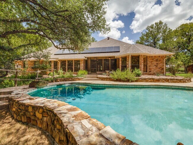 Foto del edificio - 119 Deer Creek Dr