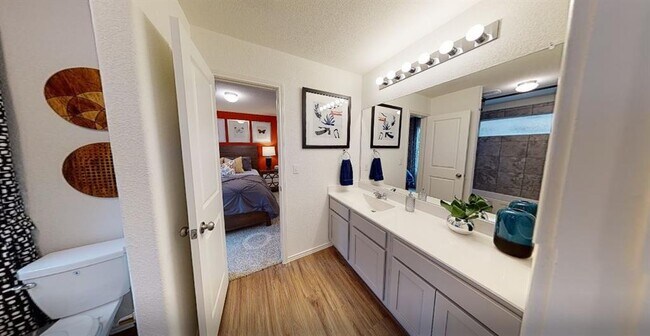 Foto del edificio - 1712 Boggy Crk Rnch Rd