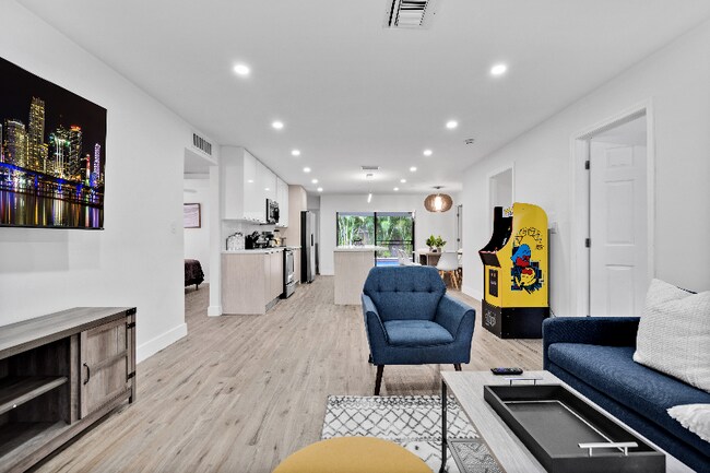 Foto del edificio - 6721 NW 34th Ave