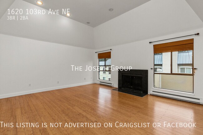 Foto del edificio - Gorgeous 3 bed/2 bath minutes from downtow...