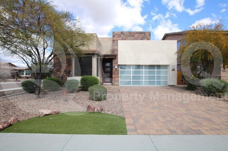 Primary Photo - 12794 W Burnside Trail