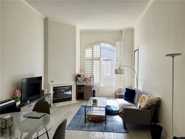 Foto del edificio - 9263 Regents Rd