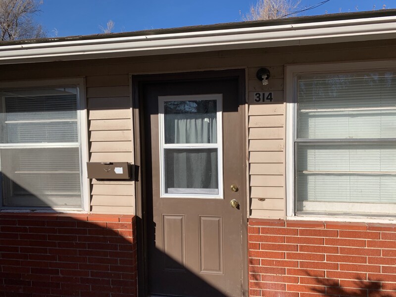 Foto principal - 308-340 S McKinley St