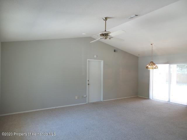 Building Photo - 5085 Elwood Rd
