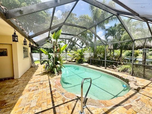 Foto del edificio - 3720 Coral Hills Dr
