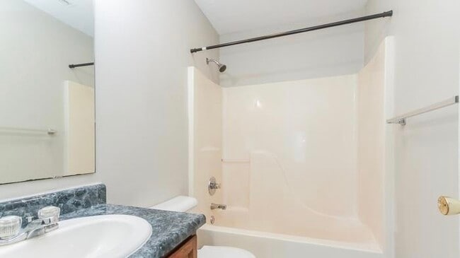 Foto del edificio - 5224 Seerley Creek Rd