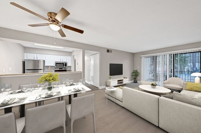 Interior Photo - The Landing on Emerald Pointe