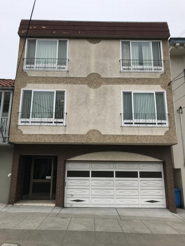 Foto principal - 2 bedroom in San Francisco CA 94122