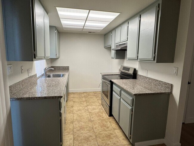 Building Photo - 5546-5548 Kohler Avenue