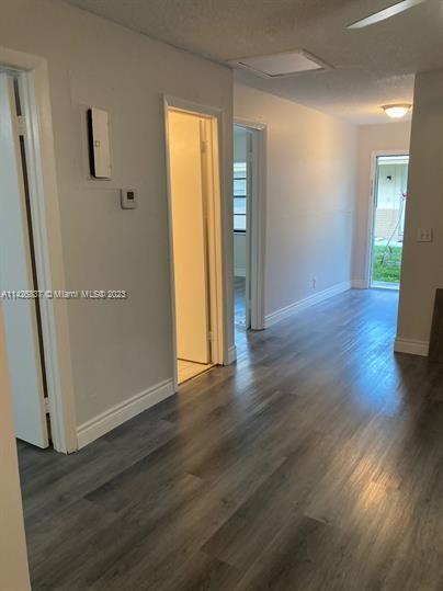 Foto del edificio - 2848 NW 13th Ct