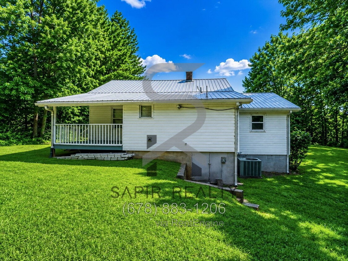 Building Photo - 7925 Rivertown Rd