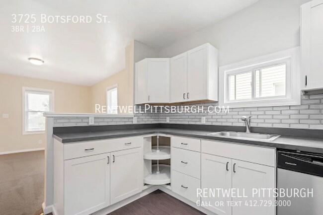 Building Photo - 3 Bedroom Home in Homestead