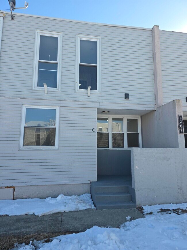 Foto del edificio - 2201 Murray Ave