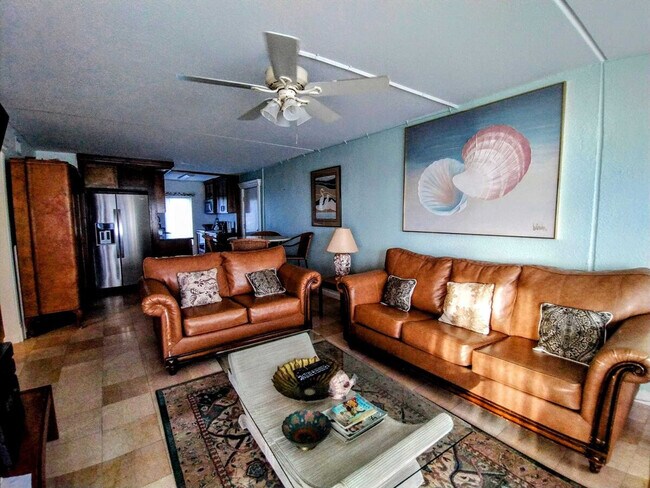 Foto del edificio - 6403 Padre Blvd