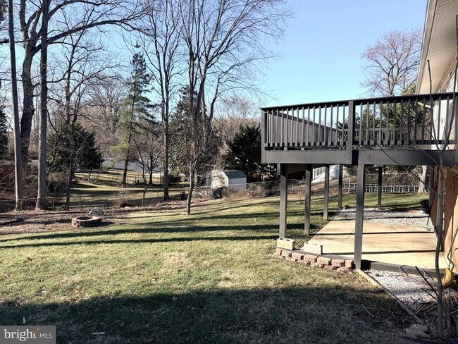 Building Photo - 7815 Bristow Dr