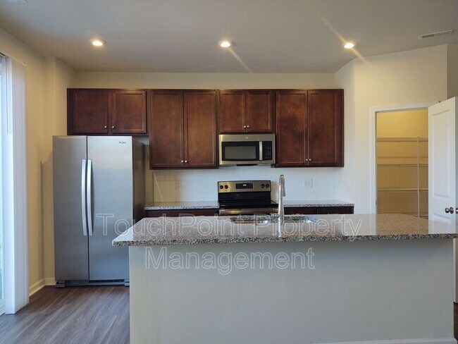 Foto del edificio - 1137 Grays Mill Rd