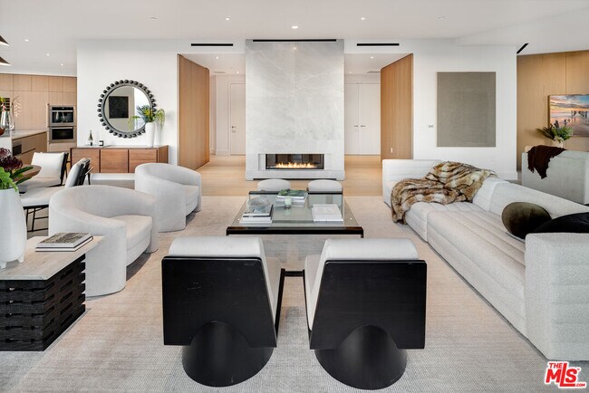 Foto del edificio - 211 W Elm Ct