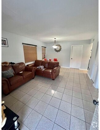 Building Photo - 6861 SW 129th Ave