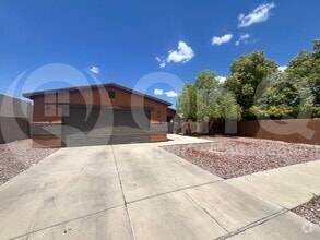 Building Photo - 6026 S John Vic Pl