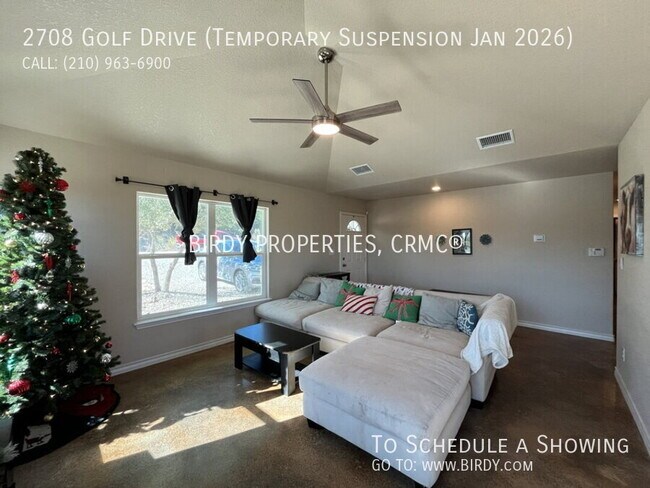 Building Photo - 2708 Golf Dr