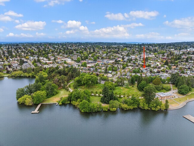 Foto del edificio - 7419 Keen Way N