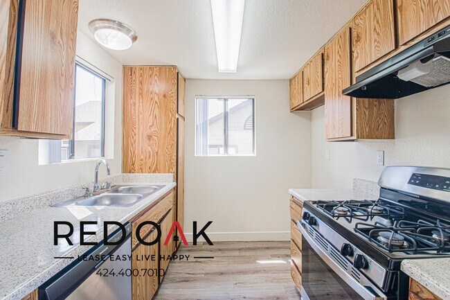 Building Photo - 2680 E Highland Ave