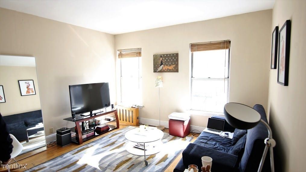 Primary Photo - 620 9th Ave