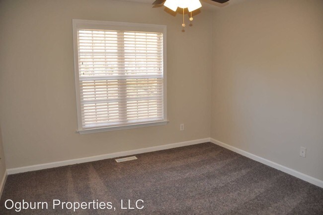 Foto del edificio - 2435-332435 Wynbrook Dr