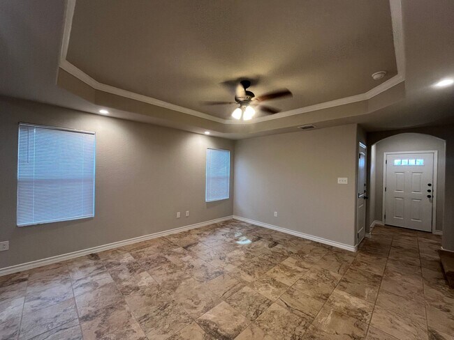 Building Photo - 6303 Luglio Ln