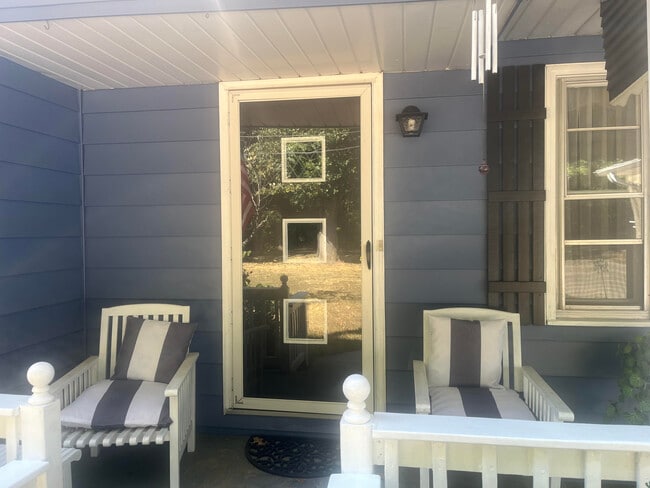 Building Photo - 26553 May St