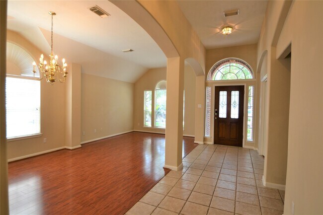 Foto del edificio - 6011 Stevens Creek Ct