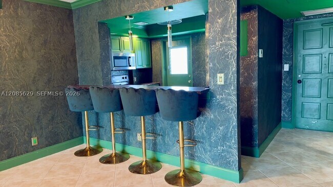 Foto del edificio - 3150 N Palm Aire Dr