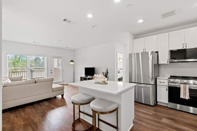 Building Photo - Nonesuch River Apartments