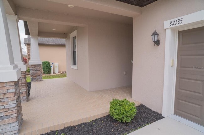 Building Photo - 32135 Goddard Dr