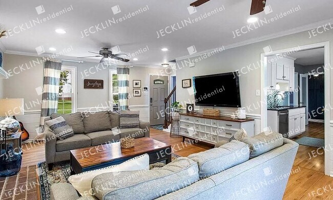 Foto del edificio - 9606 Tracy Ct