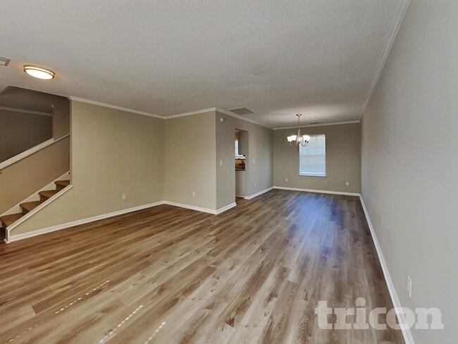 Building Photo - 19 Willow Bend Dr