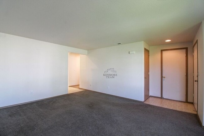 Building Photo - 7712 Thetis Dr