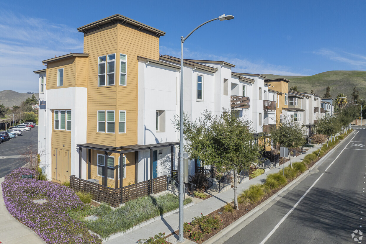 Primary - Apex at Mission Stevenson