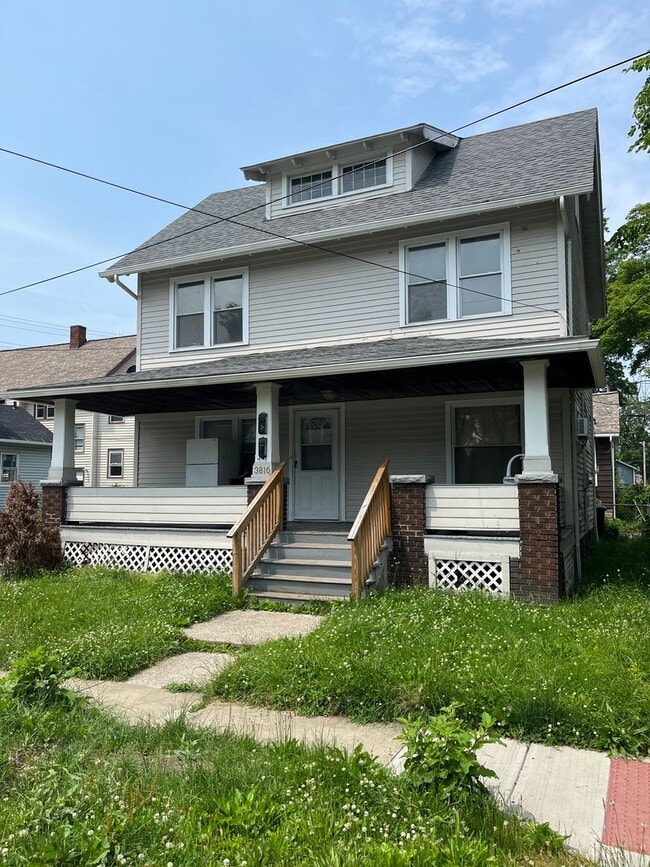 Building Photo - 3816 W 36th St
